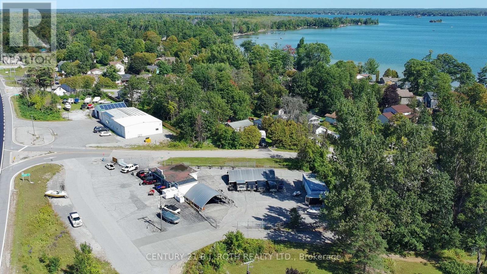 3363 Buena Vista Drive, Severn (West Shore), Ontario  L3V 0V9 - Photo 9 - S13820164