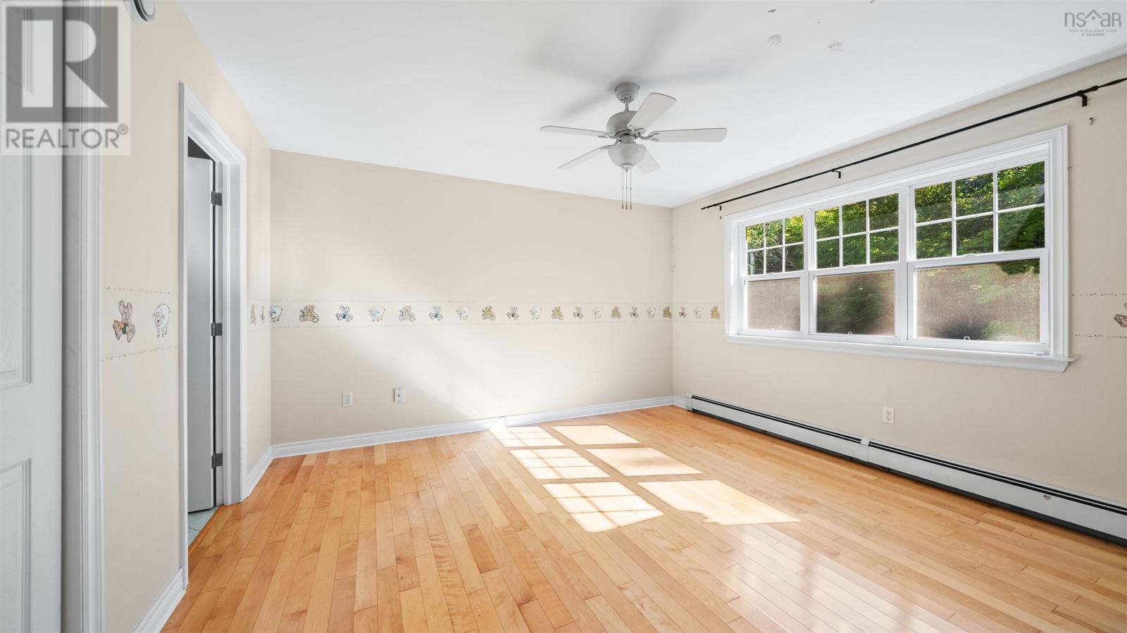 25 Hartland Drive photo 41