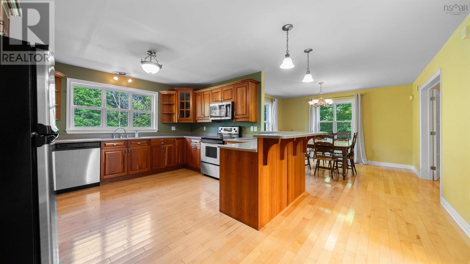 25 Hartland Drive photo 16