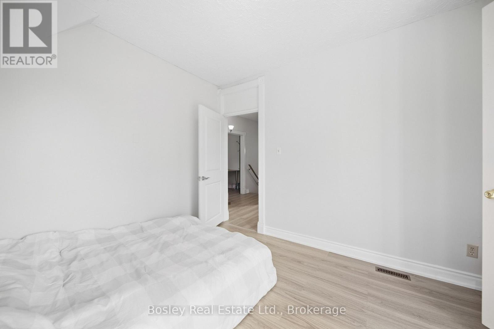 Unit 1 - 63 St George Street, Kitchener, Ontario  N2G 2T1 - Photo 10 - X13820254