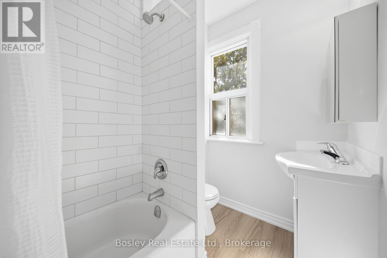 Unit 1 - 63 St George Street, Kitchener, Ontario  N2G 2T1 - Photo 11 - X13820254