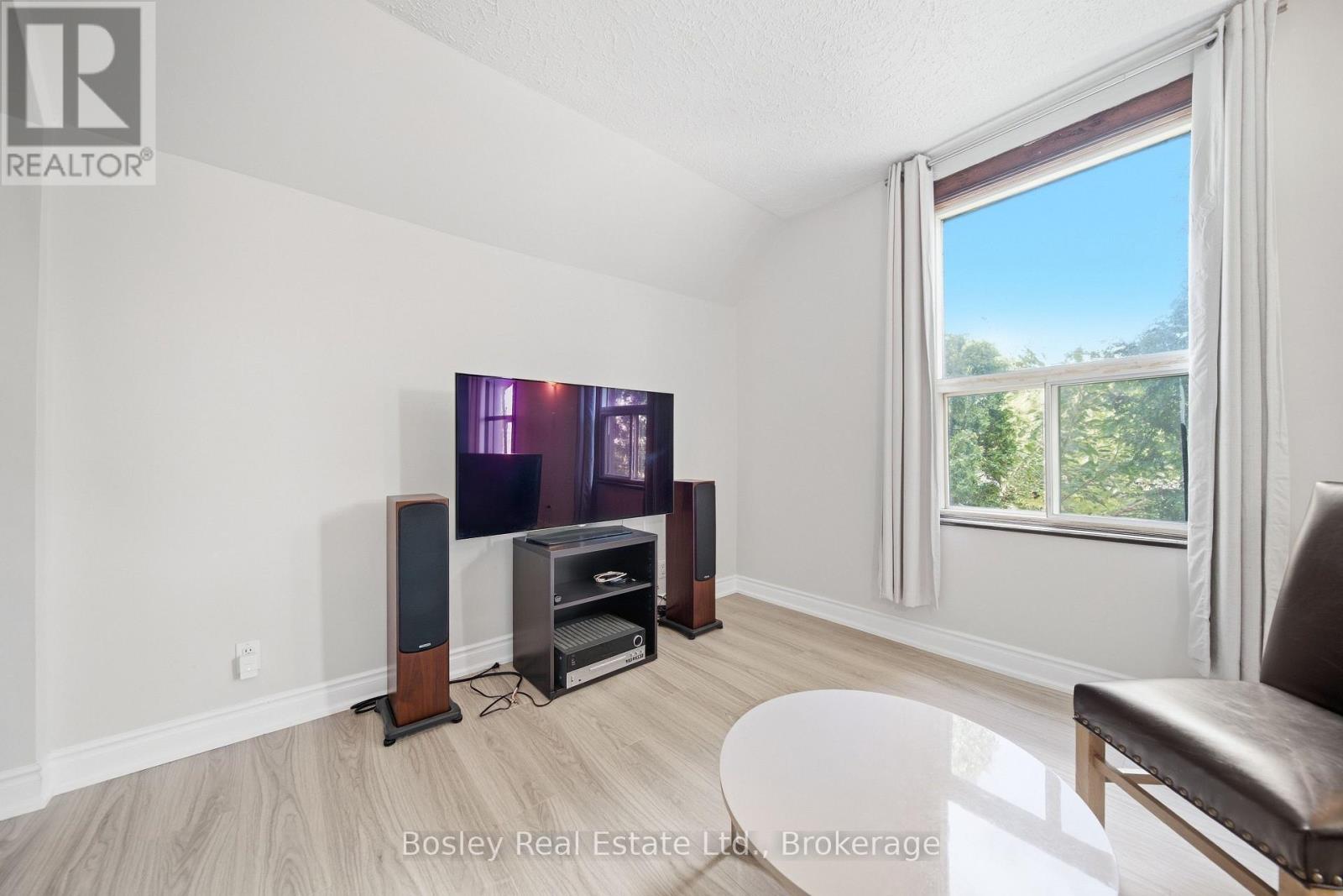 Unit 1 - 63 St George Street, Kitchener, Ontario  N2G 2T1 - Photo 13 - X13820254