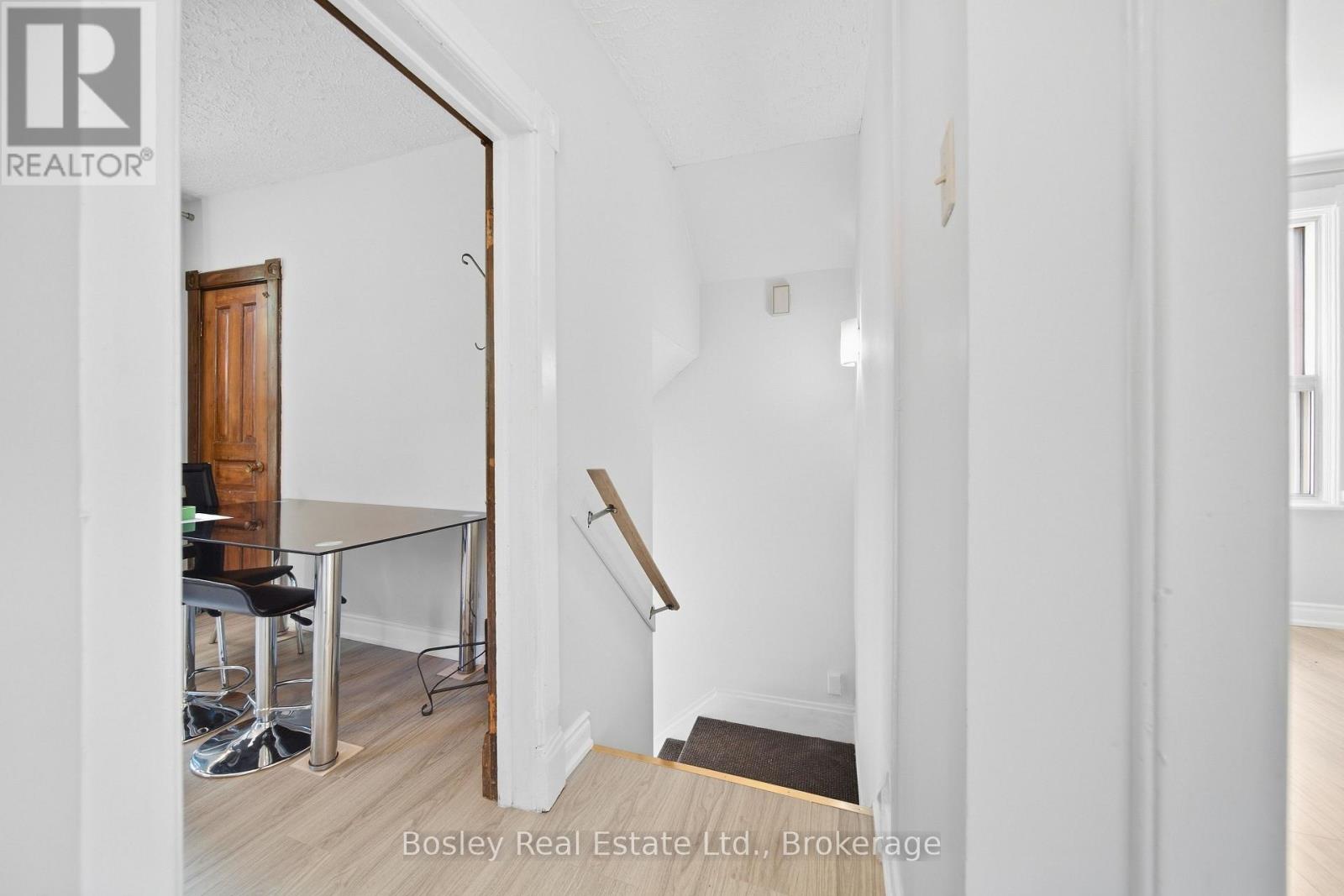 Unit 1 - 63 St George Street, Kitchener, Ontario  N2G 2T1 - Photo 4 - X13820254