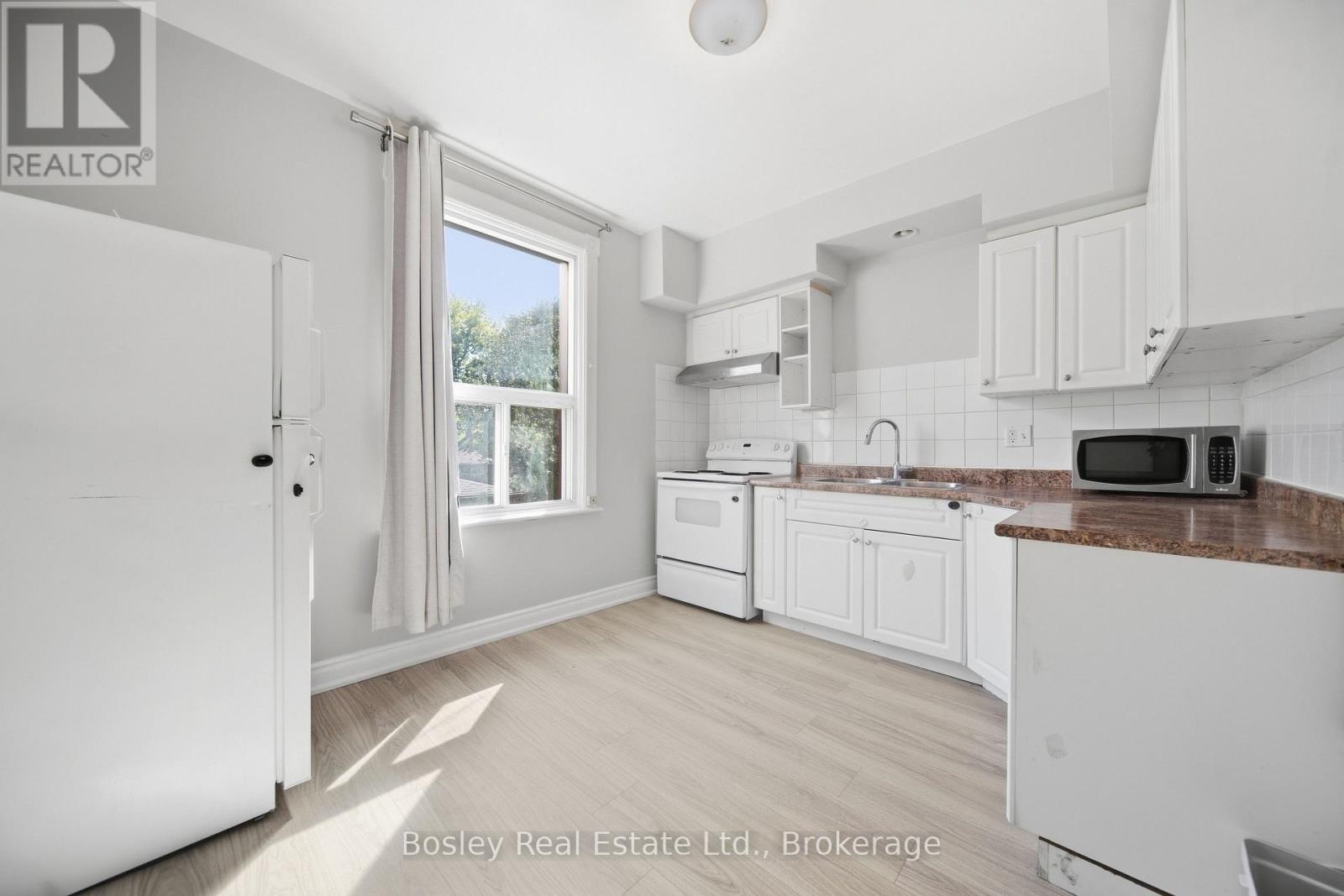 Unit 1 - 63 St George Street, Kitchener, Ontario  N2G 2T1 - Photo 6 - X13820254