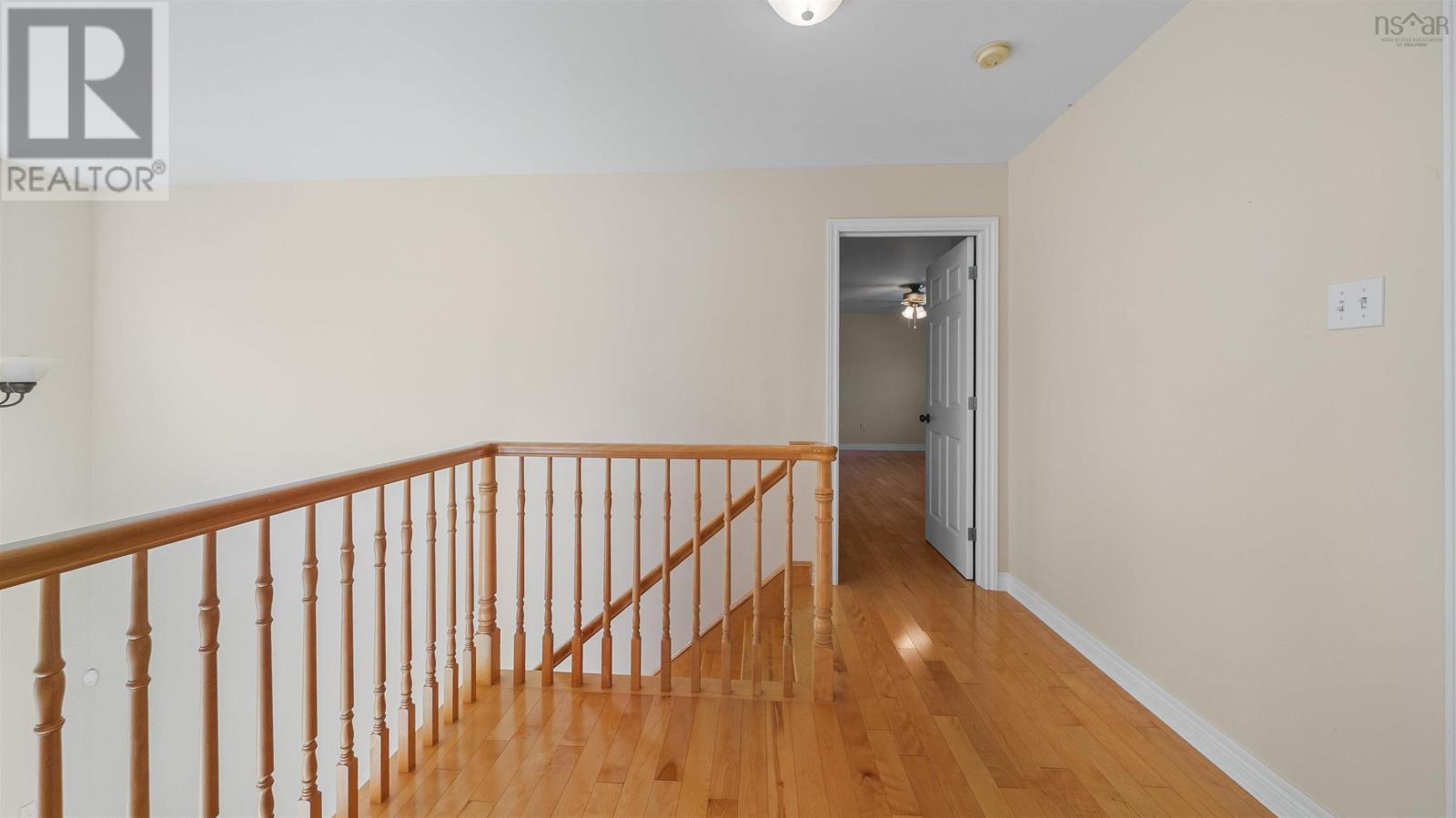 25 Hartland Drive photo 29