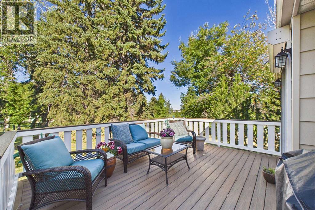 10716 Mapleshire Crescent SE photo 28