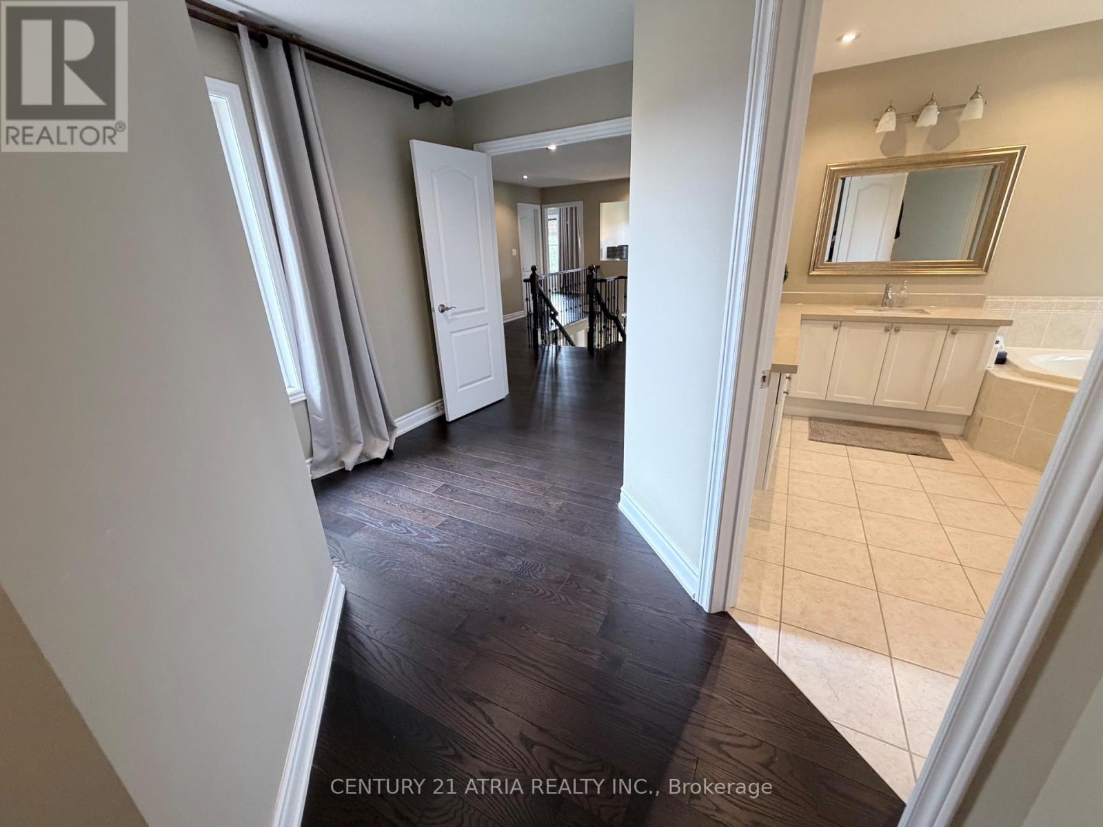 6 Crescent Park Lane, Markham, Ontario  L6C 0A6 - Photo 34 - N13797794