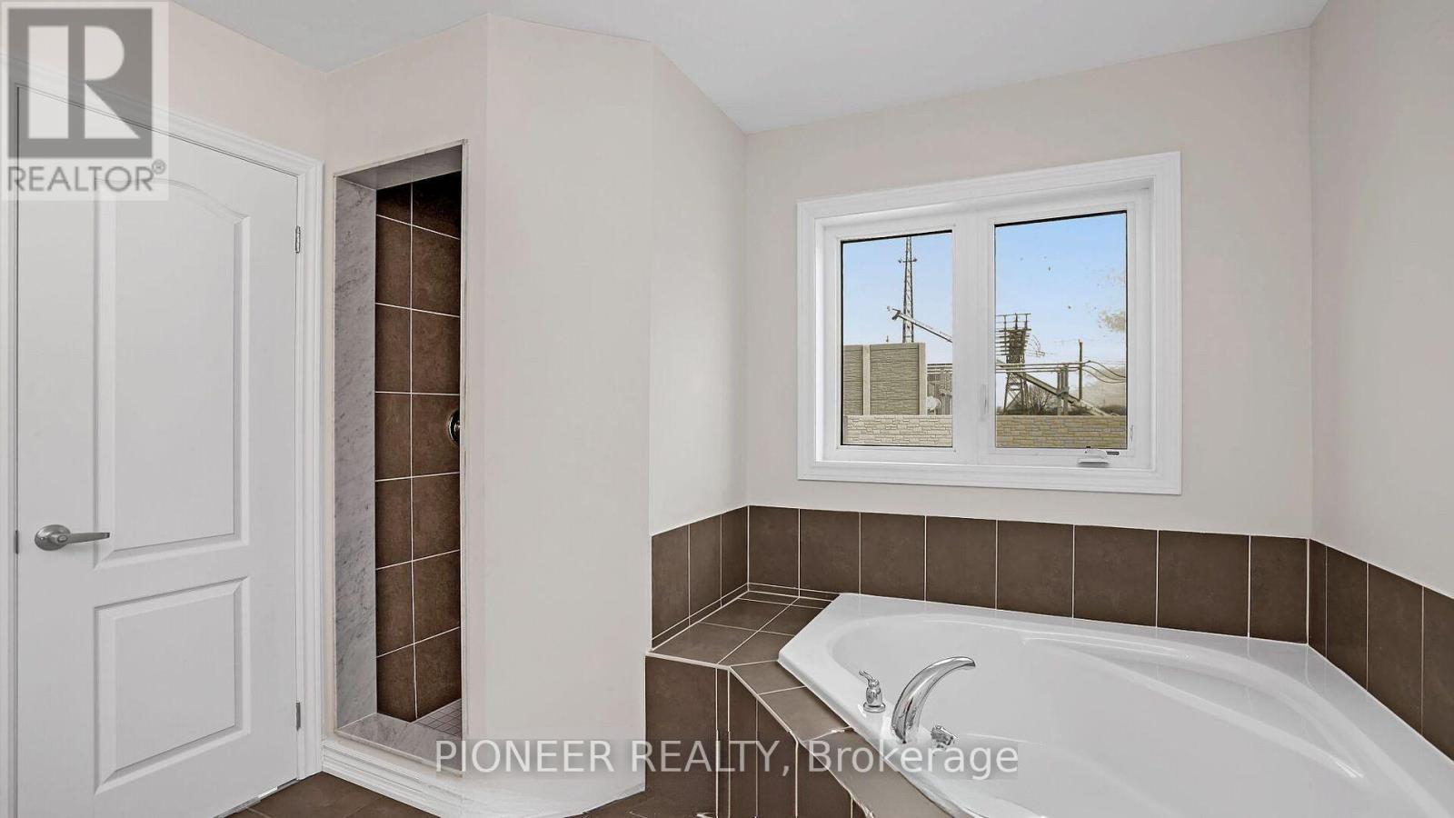 112 Palace Street, Thorold, Ontario  L2V 0J7 - Photo 29 - X13809768