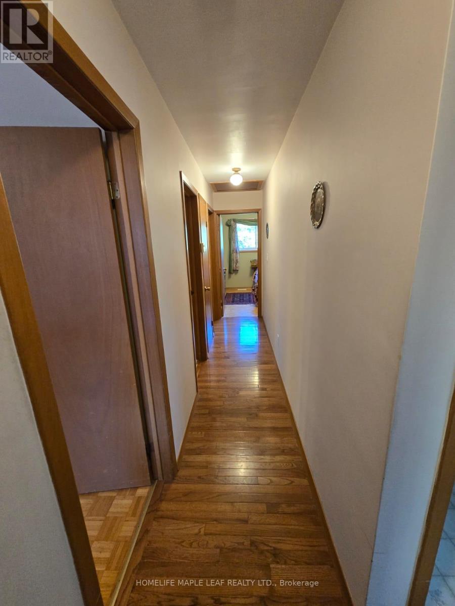 410 Lakeview Drive, Waterloo, Ontario  N2L 4Z6 - Photo 11 - X13813956