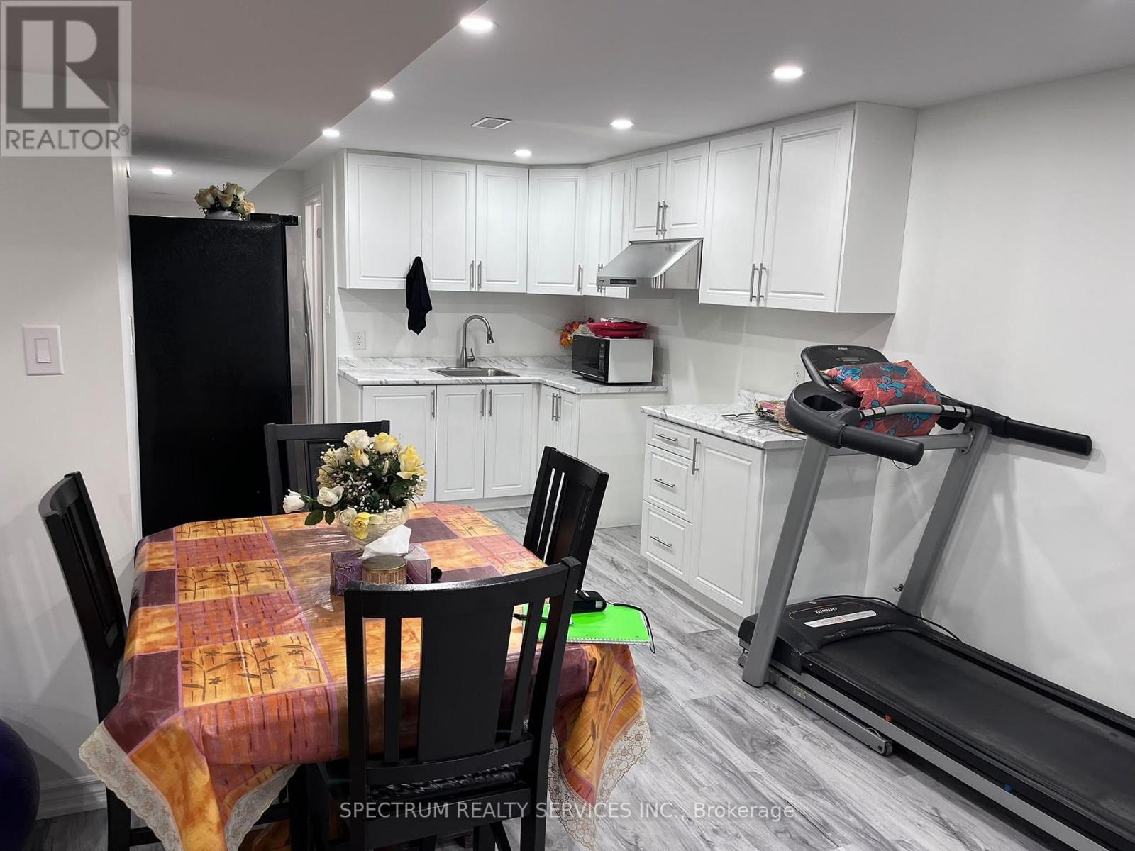 Basement - 84 Blue Mountain Drive, Hamilton, Ontario  L0R 1P0 - Photo 6 - X13820202