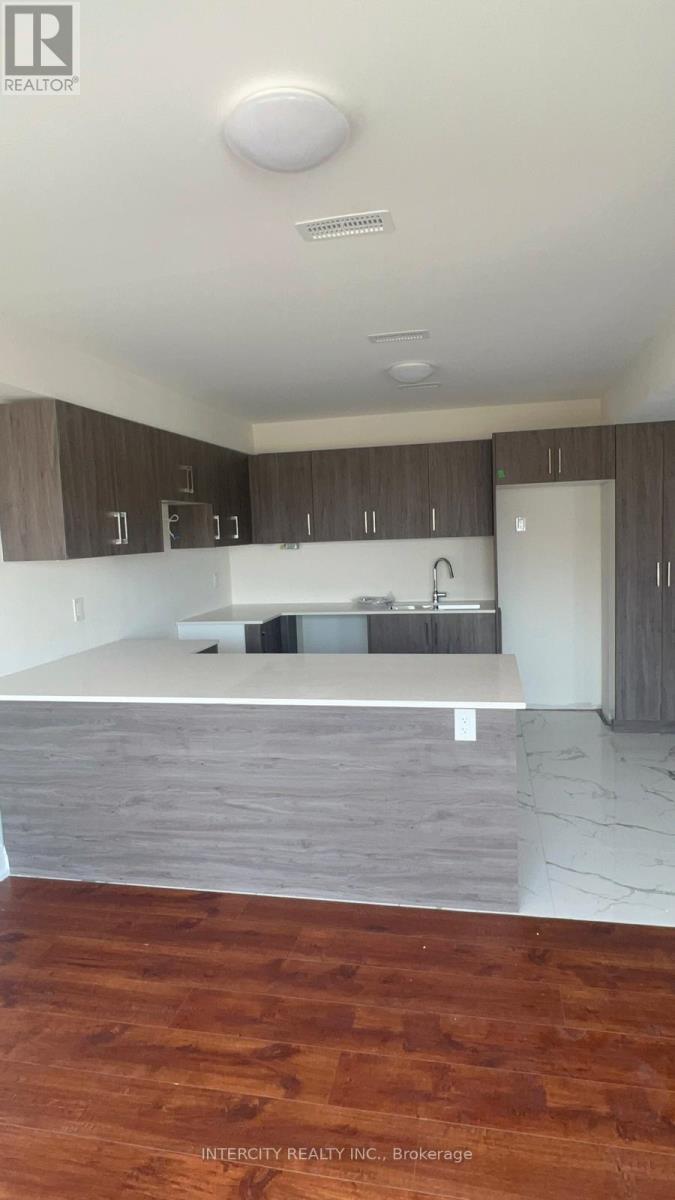 7 - 183 Victoria Street N, Kitchener, Ontario  N2R 5C5 - Photo 6 - X13820226