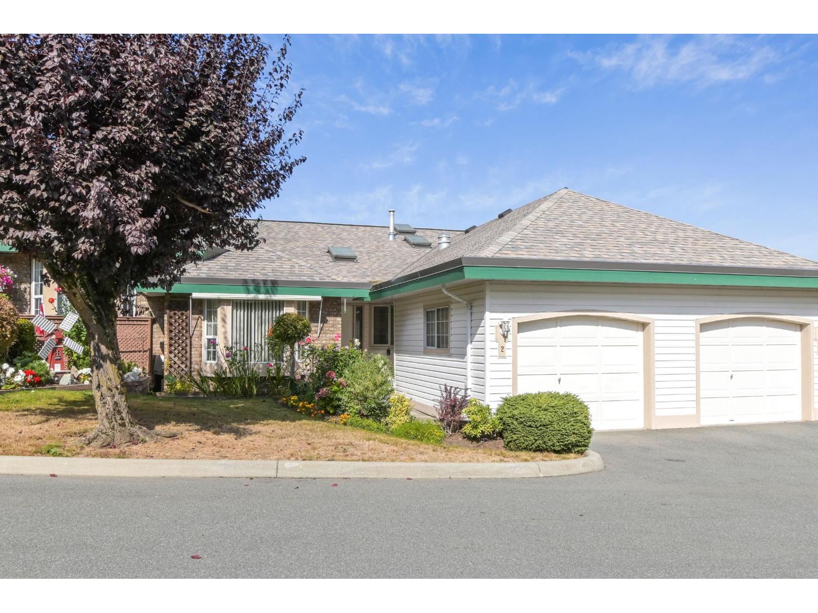 2 3115 Trafalgar Street, Abbotsford, British Columbia  V2S 8C5 - Photo 2 - R3168001