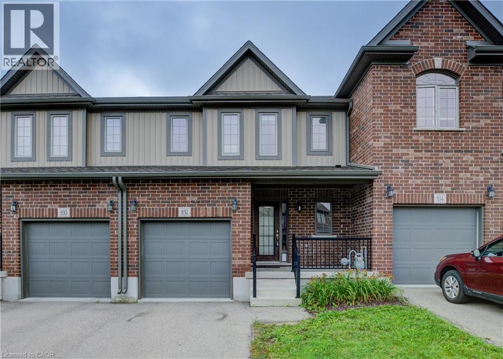 828 Paris Boulevard, Waterloo, Ontario  N2T 0B2 - Photo 1 - 40865595