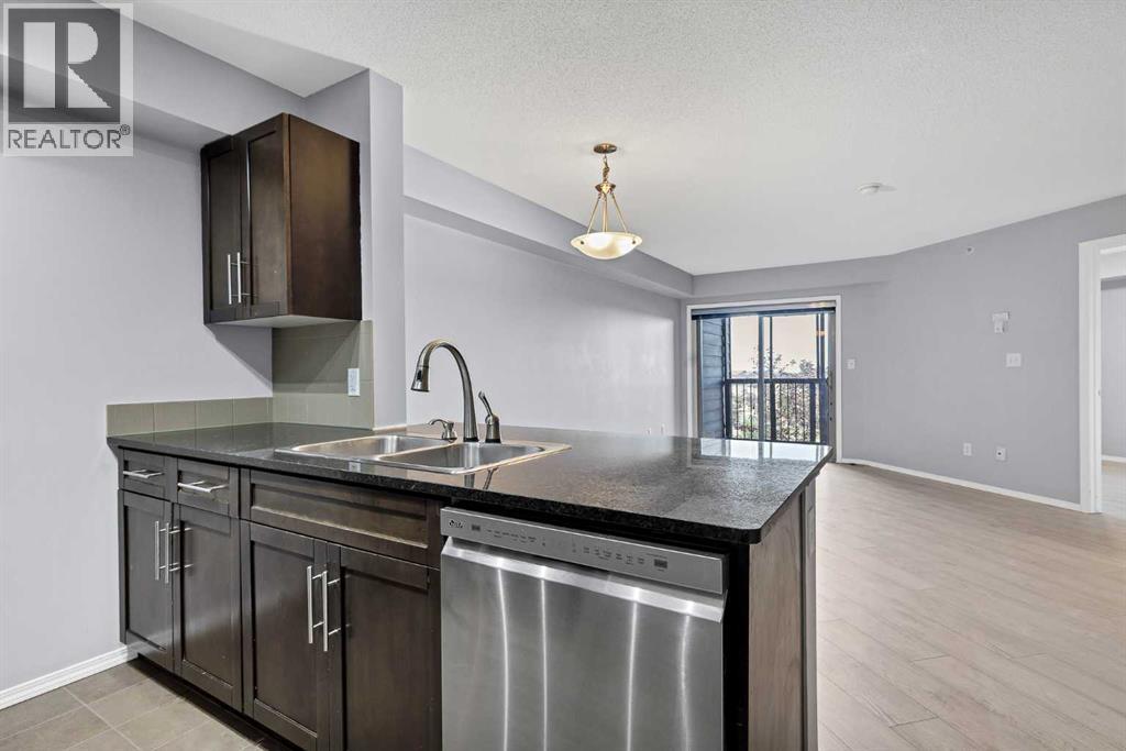 420, 7180 80 Avenue NE photo 13