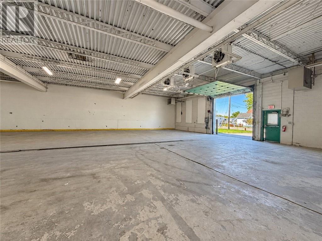 360 Mountain Street, Sudbury, Ontario  P3B 2T7 - Photo 11 - 2130269