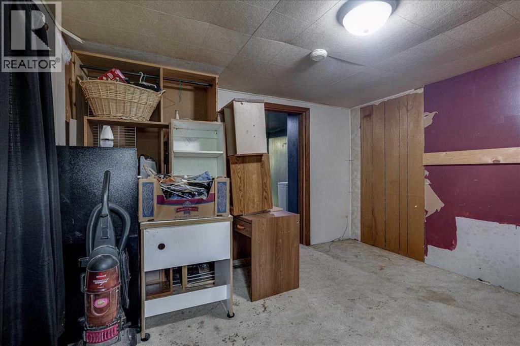 2214 19 Avenue, Bowden, Alberta  T0M 0K0 - Photo 20 - A2346570