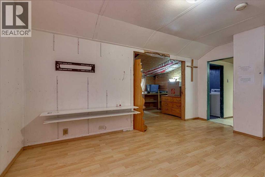 2214 19 Avenue, Bowden, Alberta  T0M 0K0 - Photo 6 - A2346570