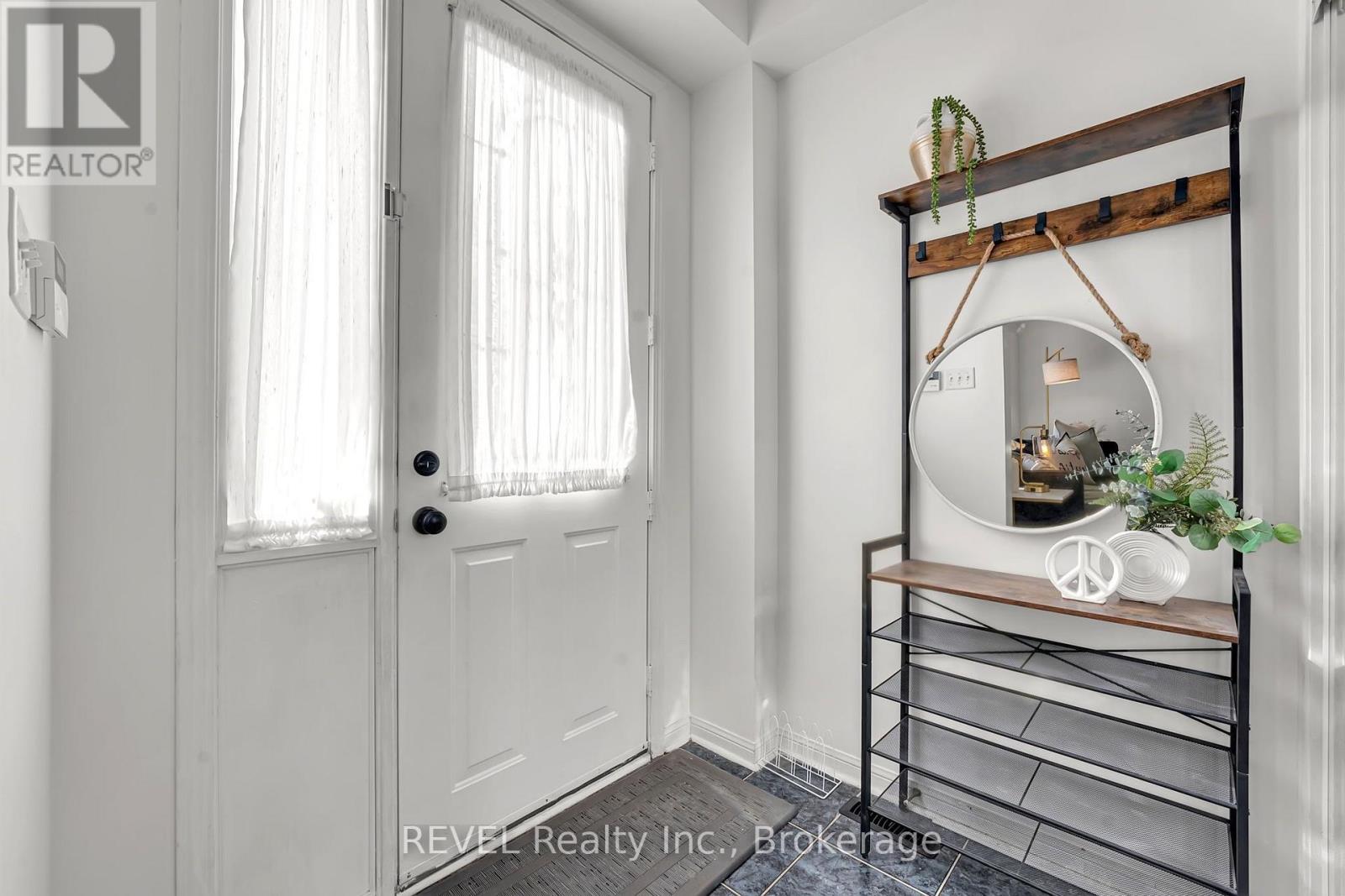 57 Gowland Road, Markham, Ontario  L6B 1B8 - Photo 4 - N13820296