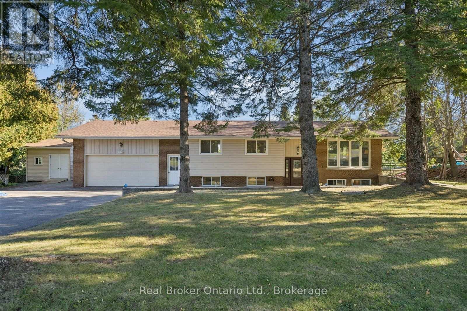 210 Patricia Crescent, Selwyn, Ontario  K9J 6X3 - Photo 2 - X13820364