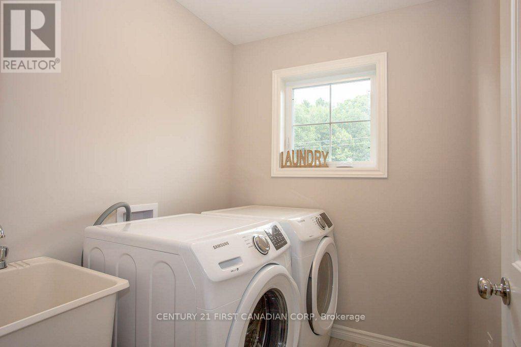 471 George Street, Central Elgin, Ontario  N5L 0B1 - Photo 15 - X13820410