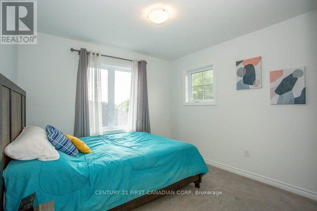 471 George Street, Central Elgin, Ontario  N5L 0B1 - Photo 9 - X13820410