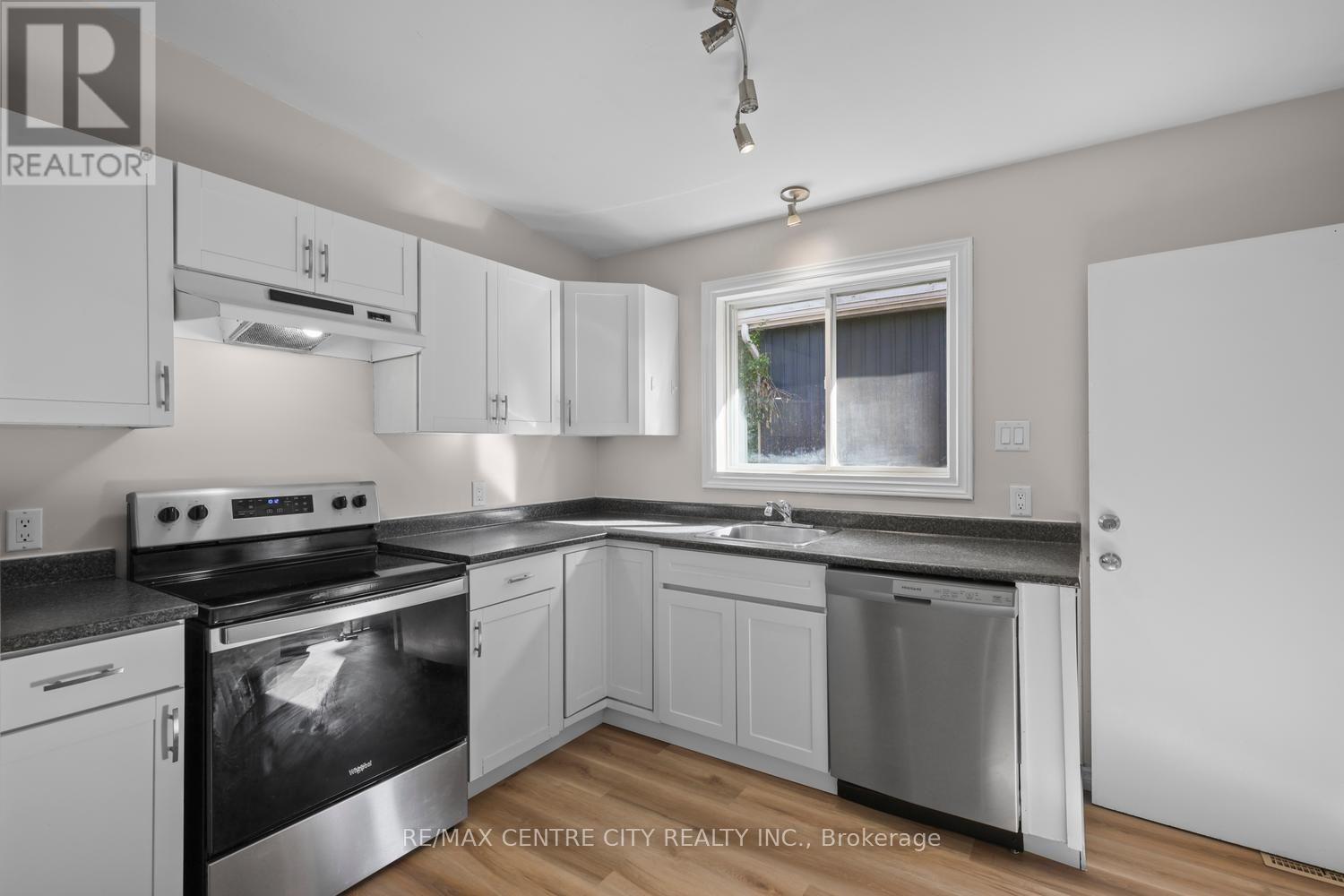 71 Cavendish Crescent, London North, Ontario  N6H 1A3 - Photo 14 - X13820508