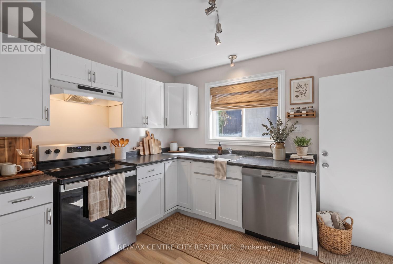 71 Cavendish Crescent, London North, Ontario  N6H 1A3 - Photo 15 - X13820508