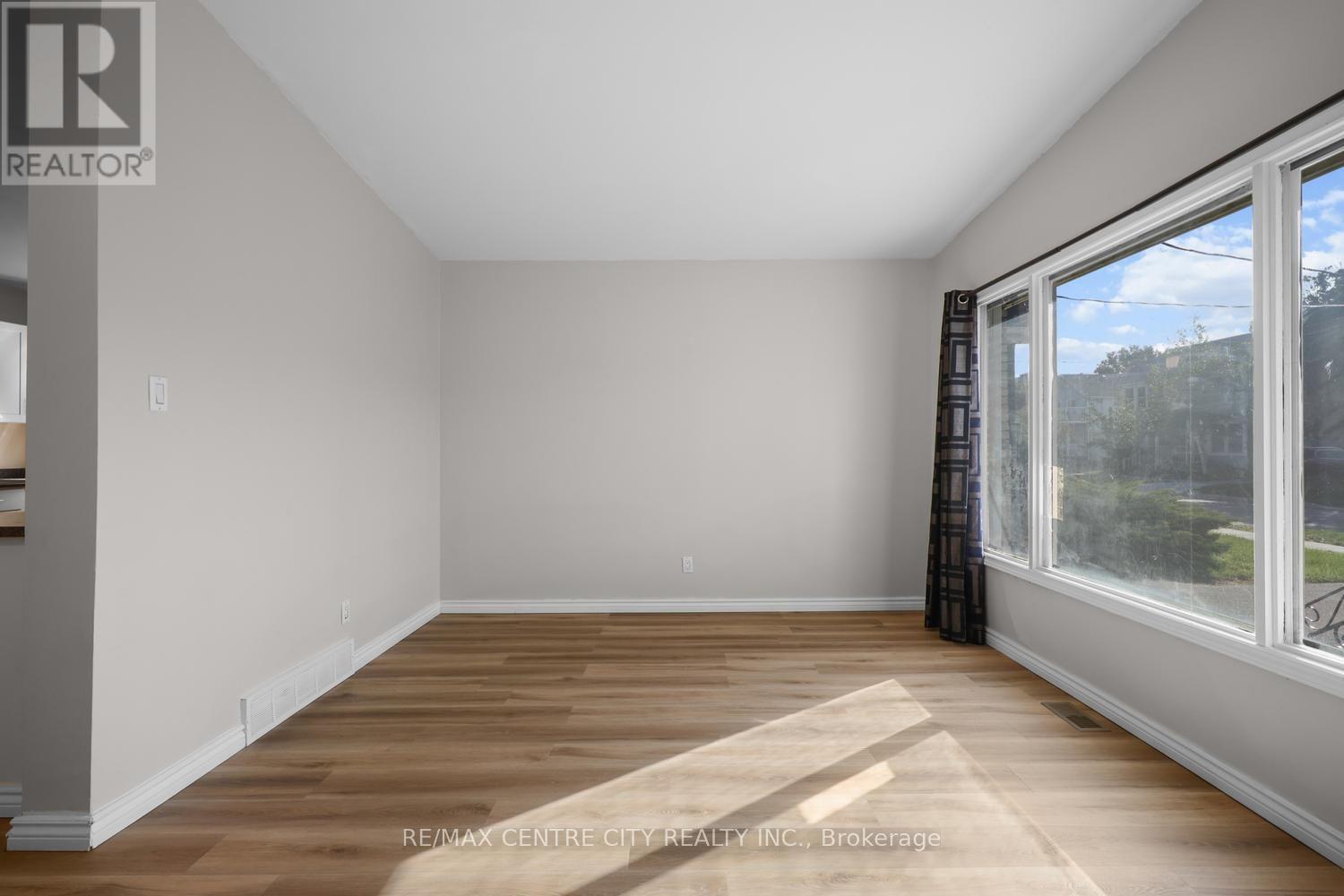 71 Cavendish Crescent, London North, Ontario  N6H 1A3 - Photo 4 - X13820508