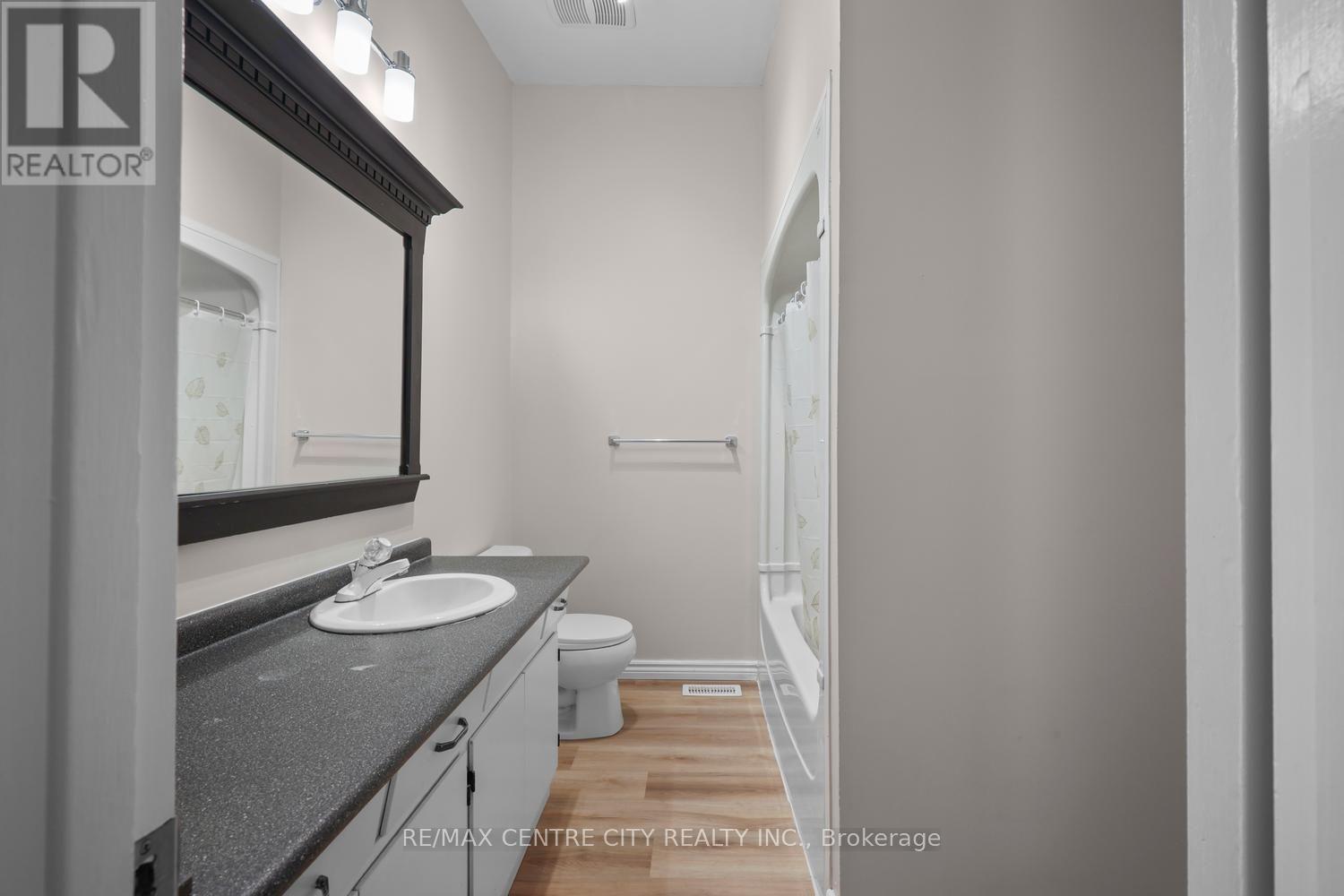 71 Cavendish Crescent, London North, Ontario  N6H 1A3 - Photo 18 - X13820516