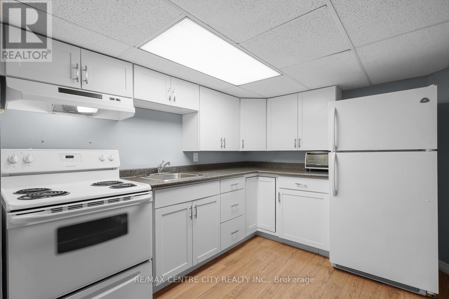 71 Cavendish Crescent, London North, Ontario  N6H 1A3 - Photo 33 - X13820516