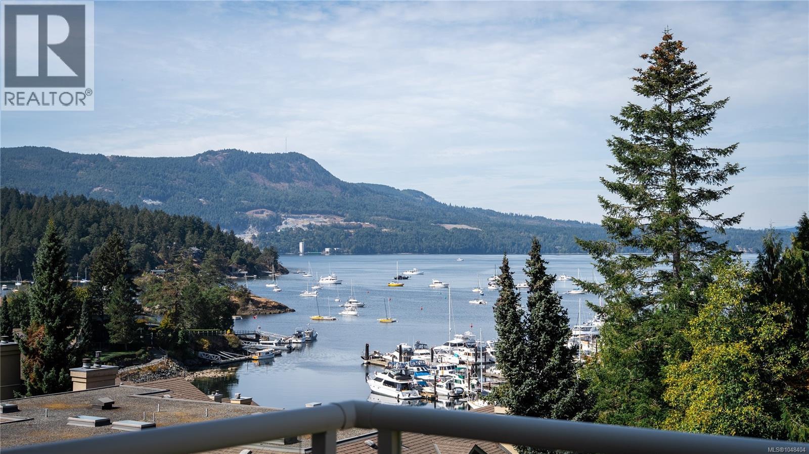 Great Views from the upper deck.