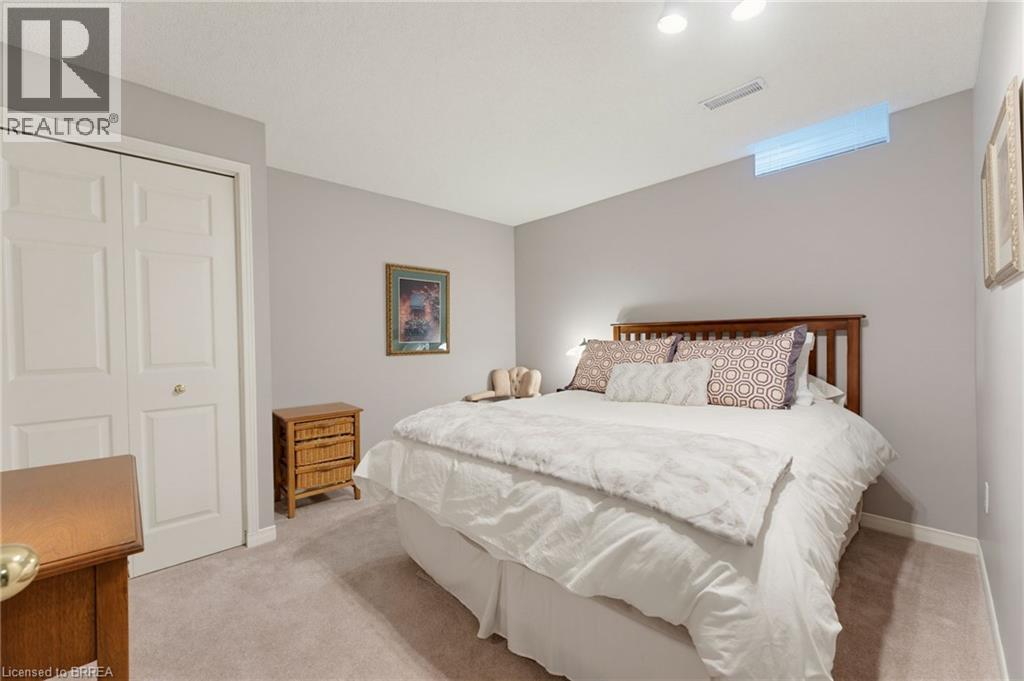 11 Courtland Drive, Brantford, Ontario  N3R 7V8 - Photo 20 - 40865801