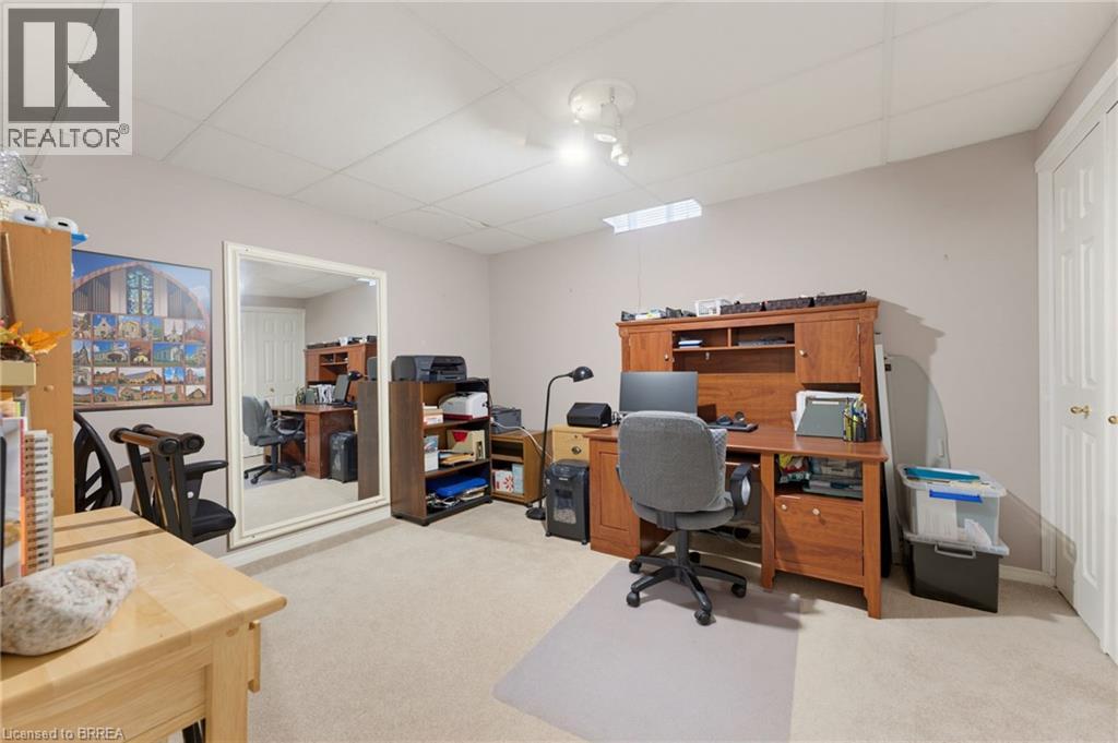 11 Courtland Drive, Brantford, Ontario  N3R 7V8 - Photo 22 - 40865801