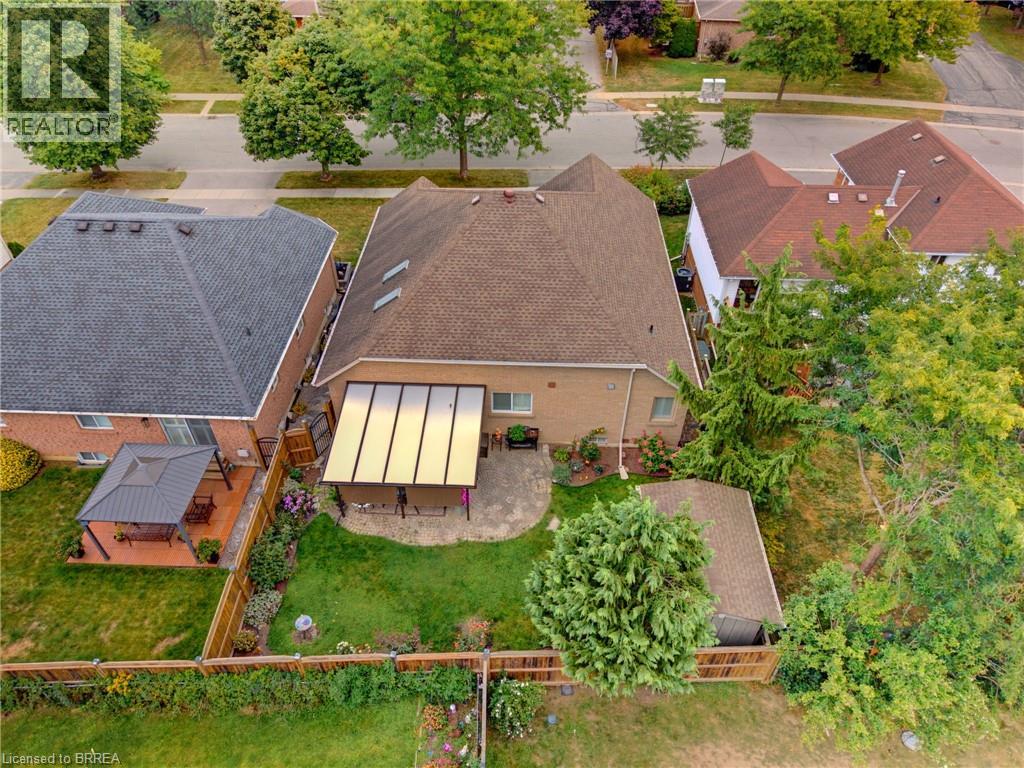 11 Courtland Drive, Brantford, Ontario  N3R 7V8 - Photo 30 - 40865801