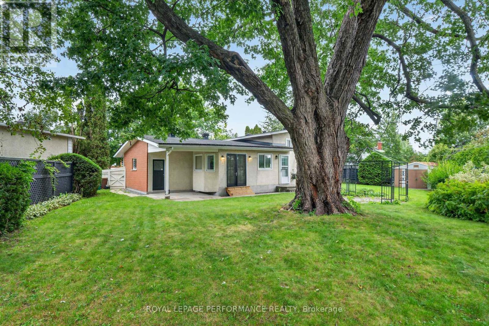 2337 Samuel Drive, Ottawa, Ontario K1G 3C3 - Photo 44 - X13820448