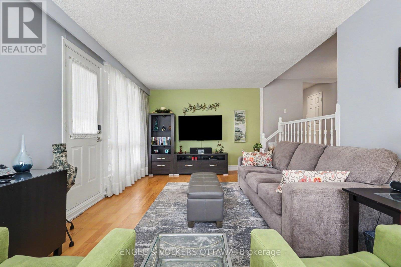 109 - 915 Elmsmere Road, Ottawa, Ontario  K1J 8H8 - Photo 8 - X13820464