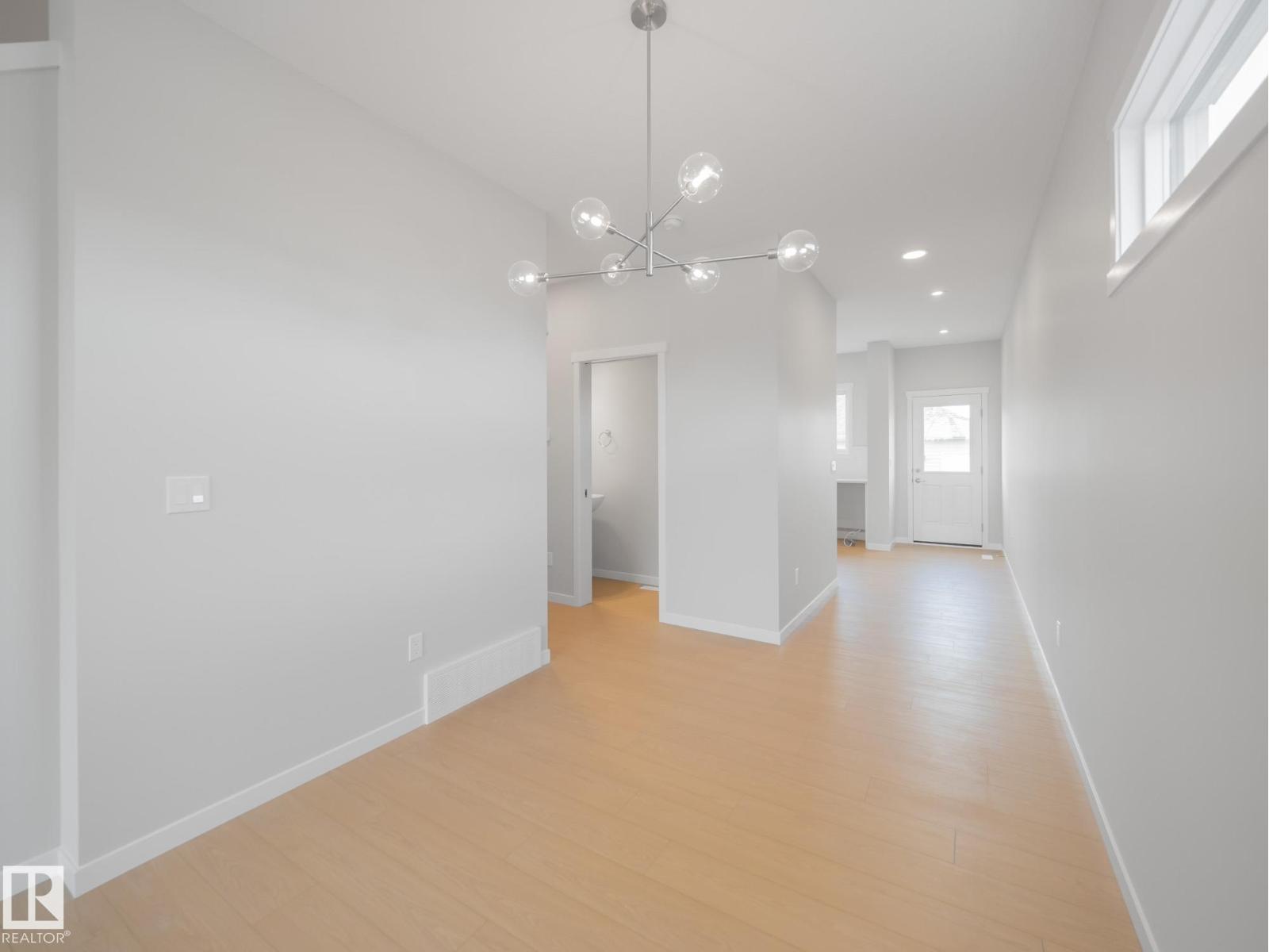 326 172 AV NW