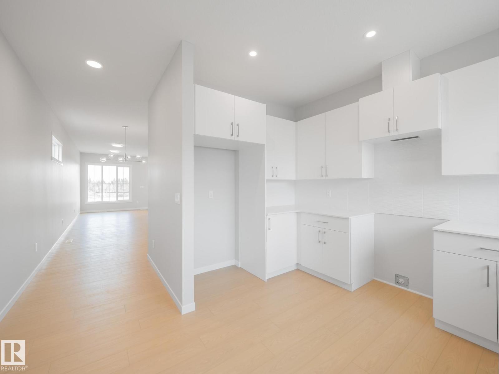 326 172 AV NW