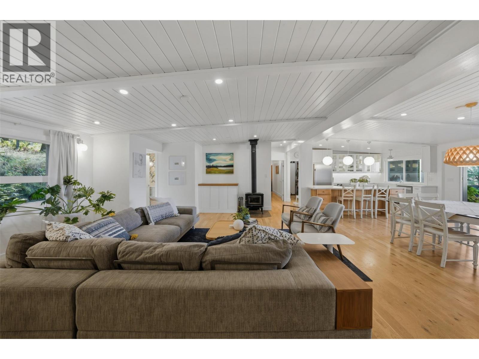 5147 Lakeshore Road, Kelowna, British Columbia  V1W 4J1 - Photo 11 - 10401481