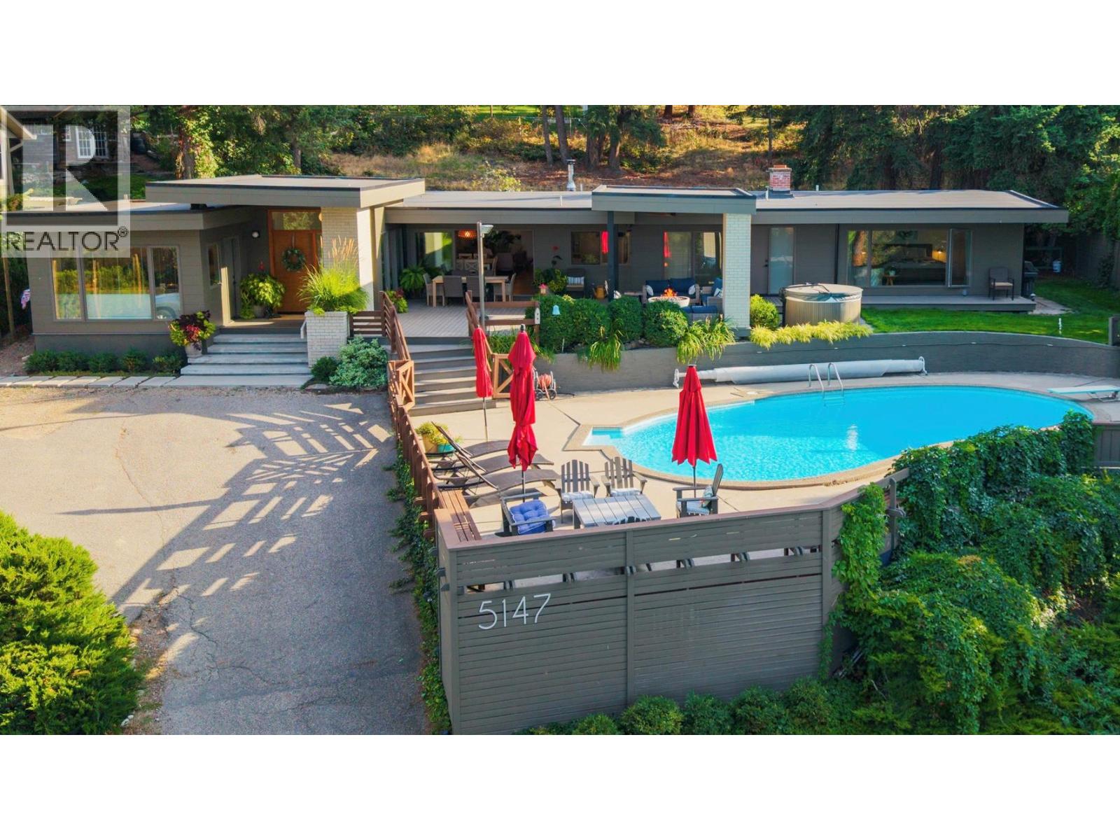 5147 Lakeshore Road, Kelowna, British Columbia