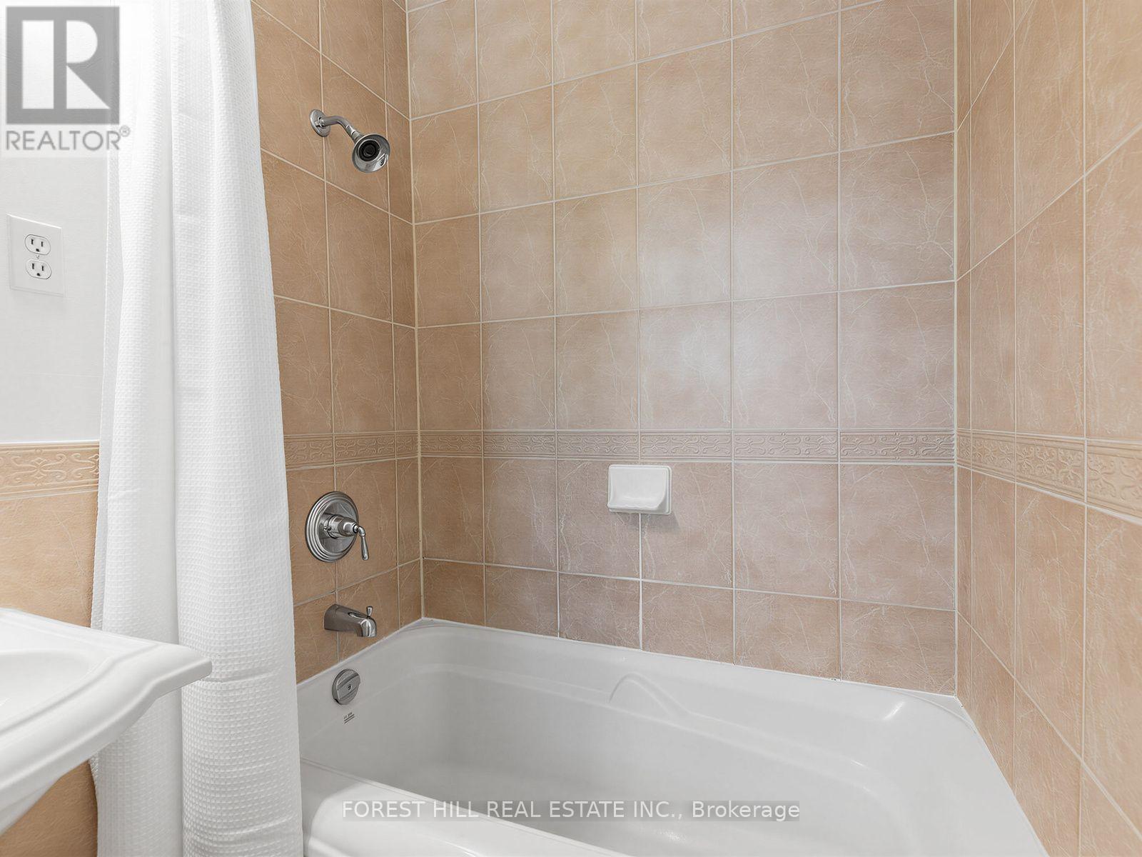 28 Castle Knock Road, Toronto, Ontario  M5N 2J4 - Photo 21 - C13820360