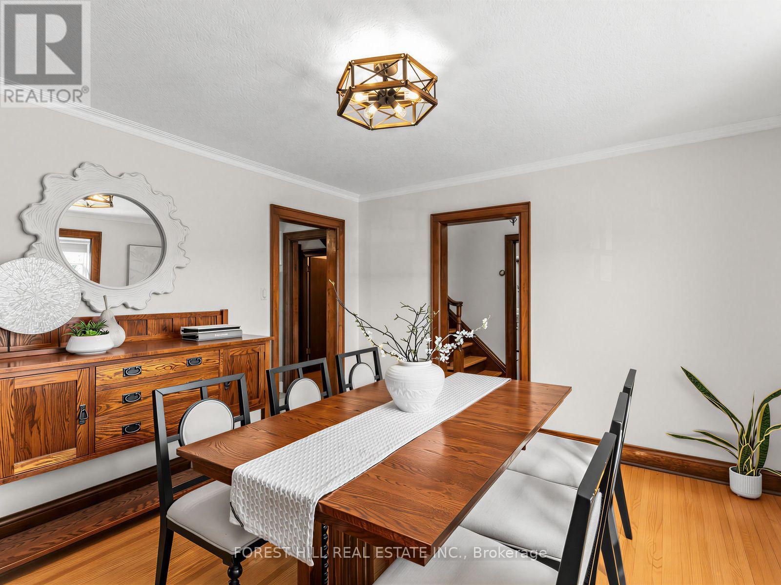 28 Castle Knock Road, Toronto, Ontario  M5N 2J4 - Photo 6 - C13820360
