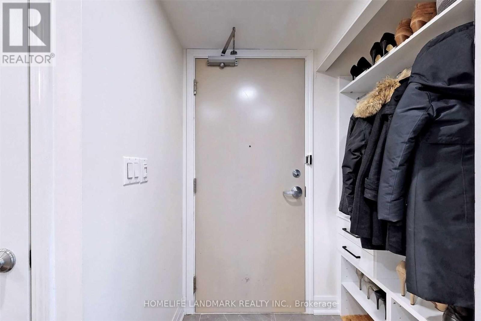 2605 - 18 Holmes Avenue, Toronto, Ontario  M2N 0E1 - Photo 2 - C13820518