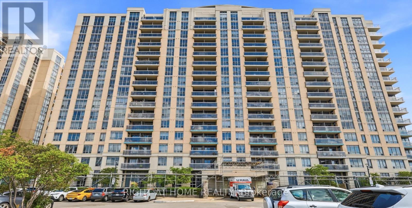727 - 18 Mondeo Drive, Toronto, Ontario  M1P 5C8 - Photo 2 - E13820272