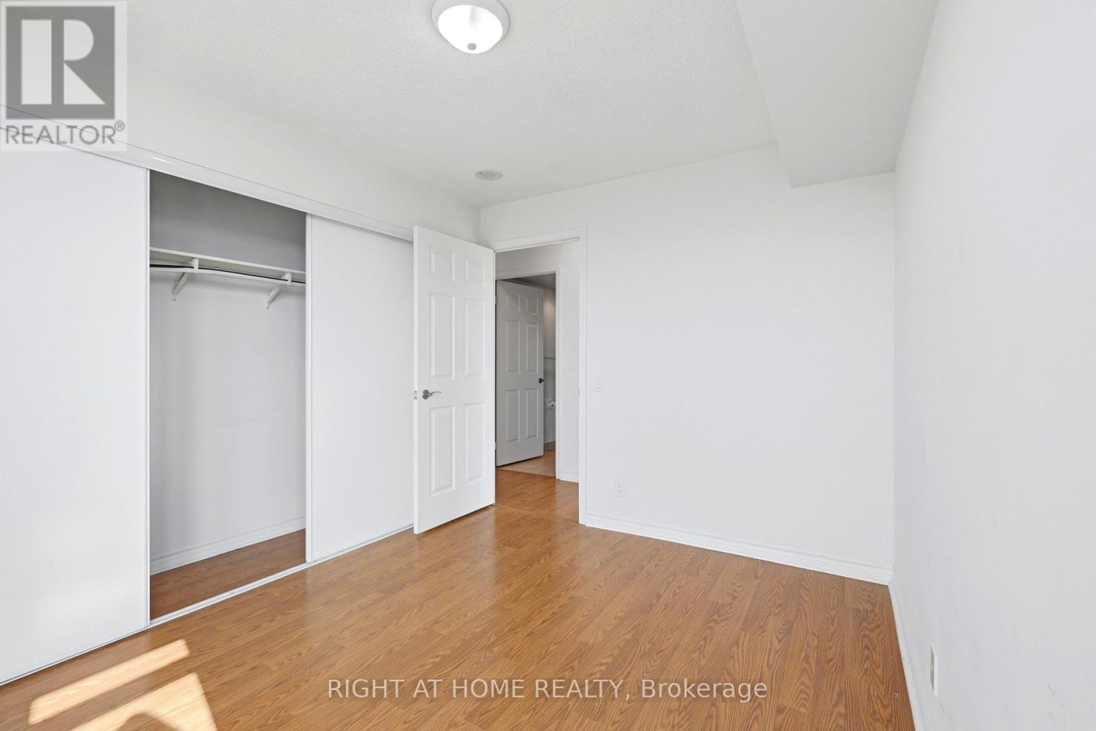 727 - 18 Mondeo Drive, Toronto, Ontario  M1P 5C8 - Photo 33 - E13820272