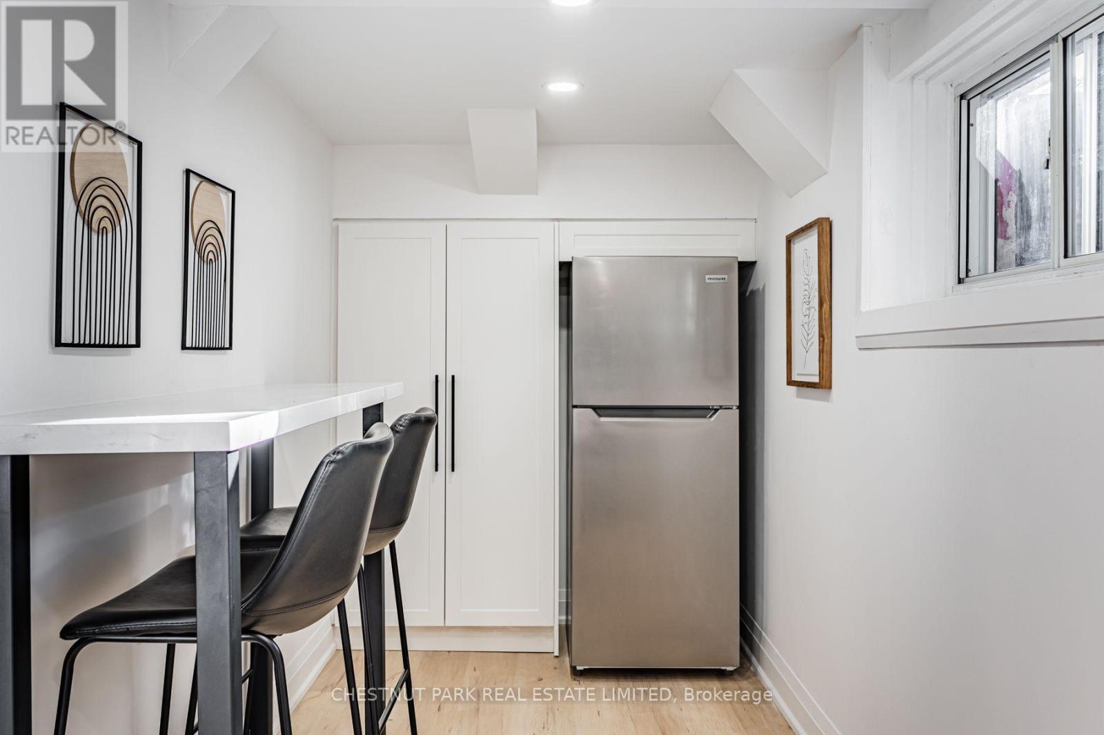 Lower - 101 Oakcrest Avenue, Toronto, Ontario  M4C 1B4 - Photo 12 - E13820318