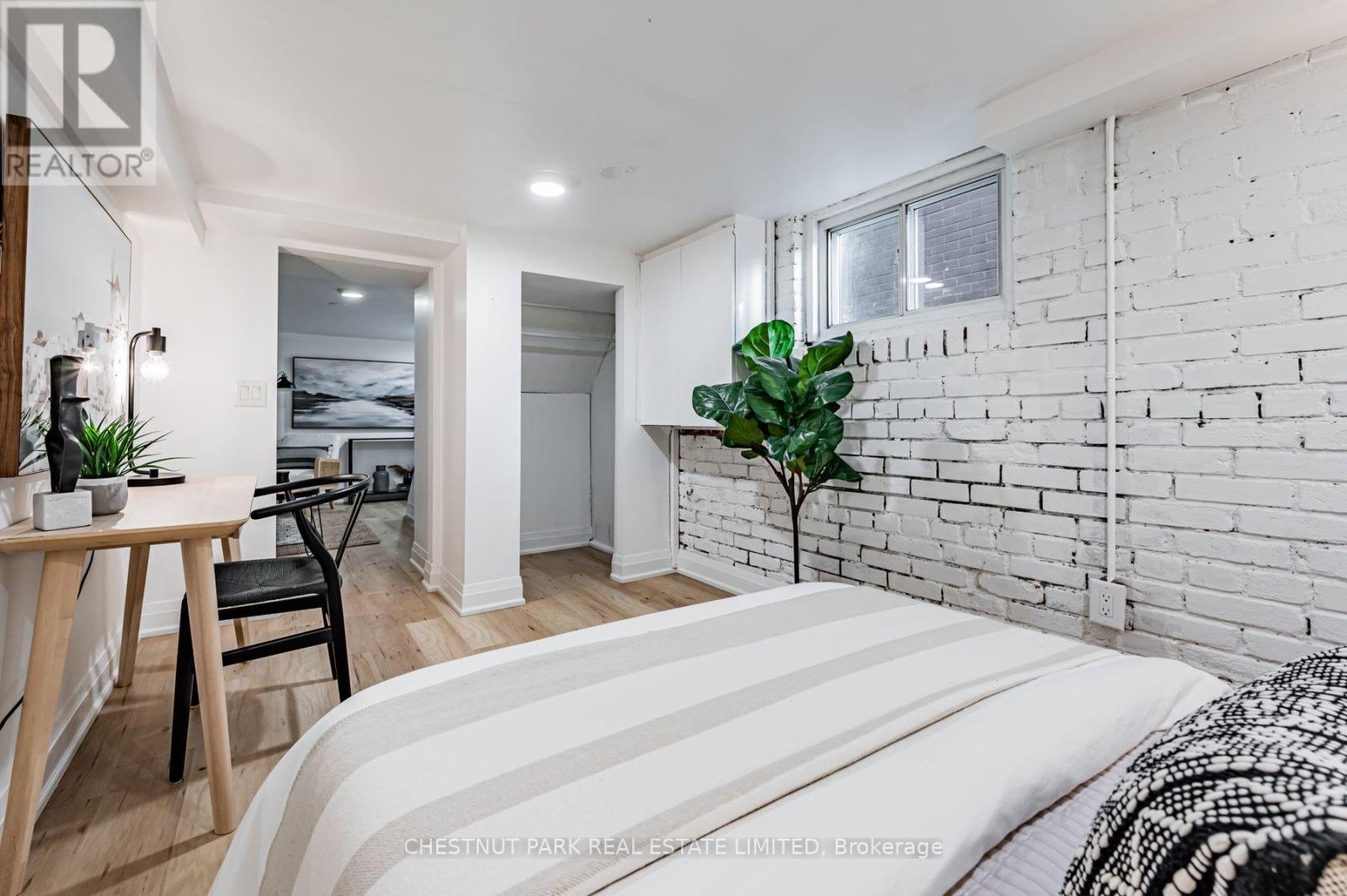 Lower - 101 Oakcrest Avenue, Toronto, Ontario  M4C 1B4 - Photo 8 - E13820318