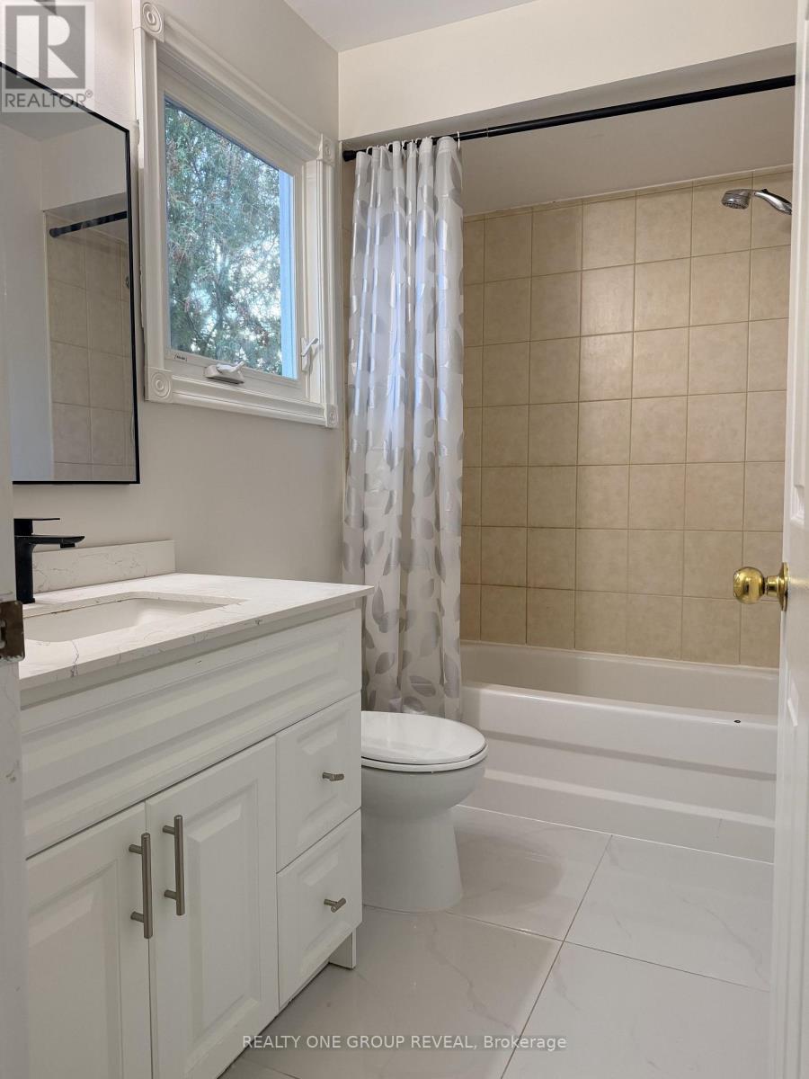 1027 Ridgemount Boulevard, Oshawa, Ontario  L1K 2K7 - Photo 21 - E13820330