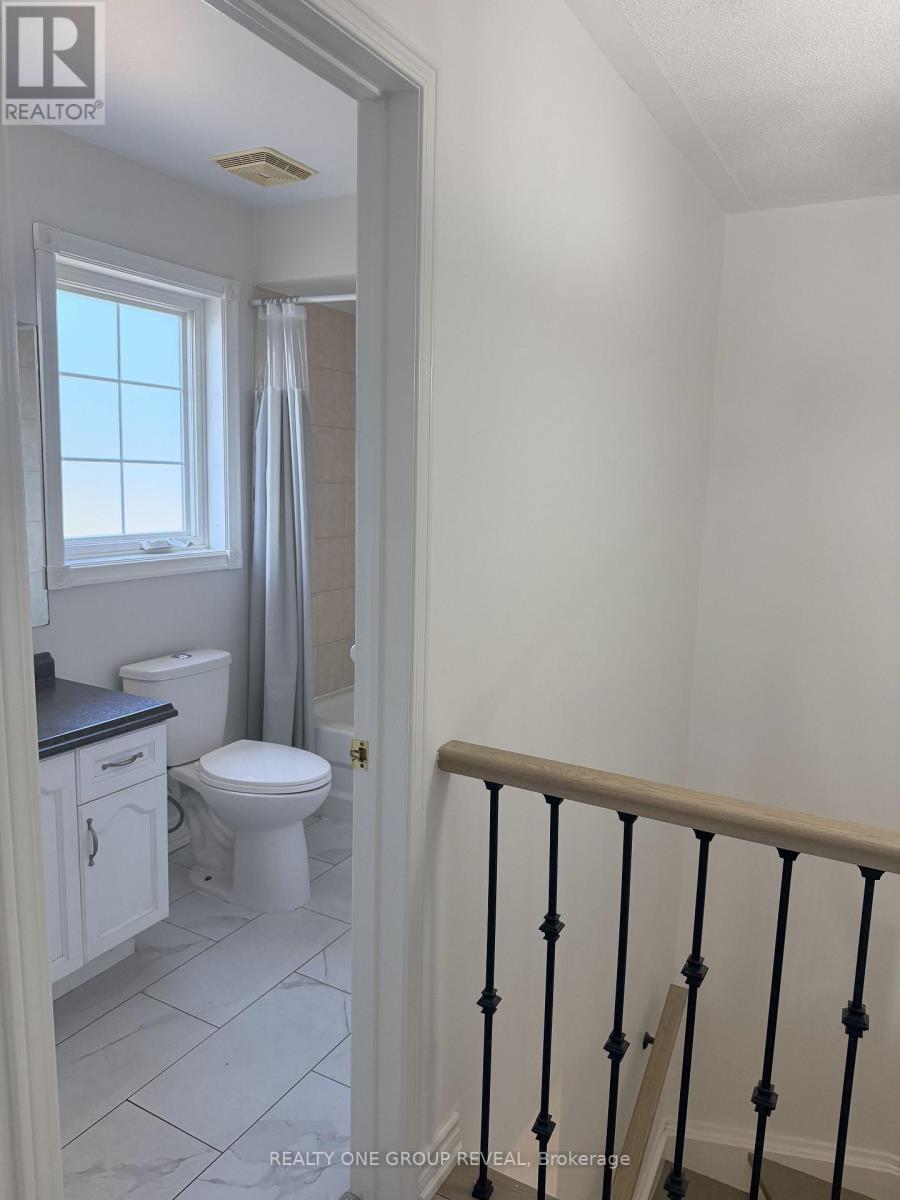 1027 Ridgemount Boulevard, Oshawa, Ontario  L1K 2K7 - Photo 24 - E13820330