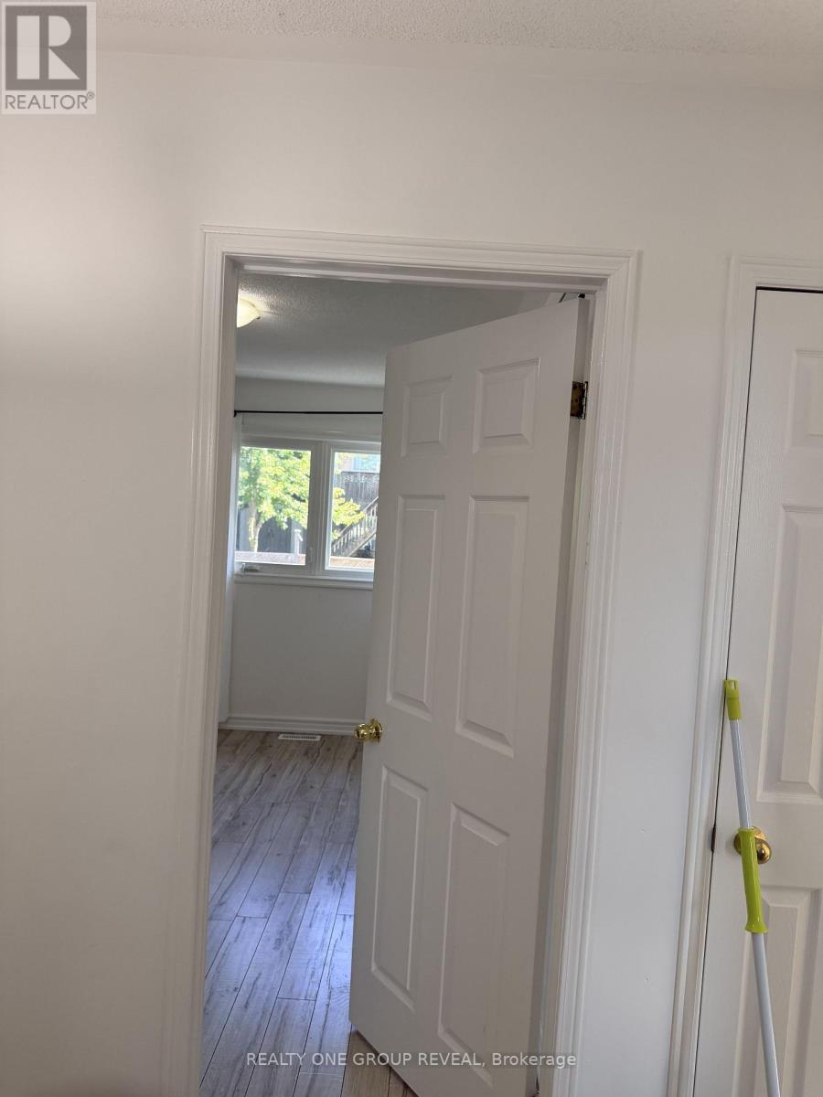 1027 Ridgemount Boulevard, Oshawa, Ontario  L1K 2K7 - Photo 27 - E13820330